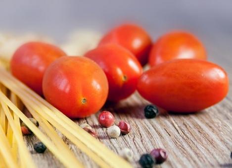 Pakis - Harilik tomat - BATON ROUGE F1 - seemned